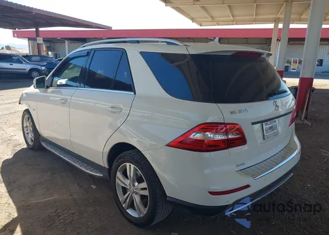 2012 Mercedes-Benz Ml 350 4Matic z USA, uszkodzony, nr VIN 4JGDA5HB0CA020521